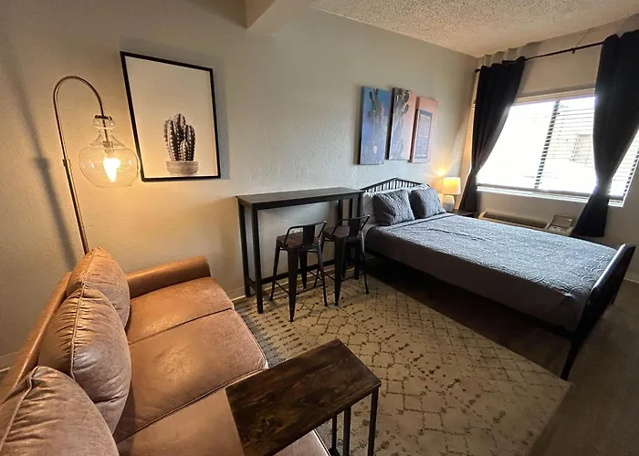 6 Sierra Vista, Az Huachuca Hotel 3*