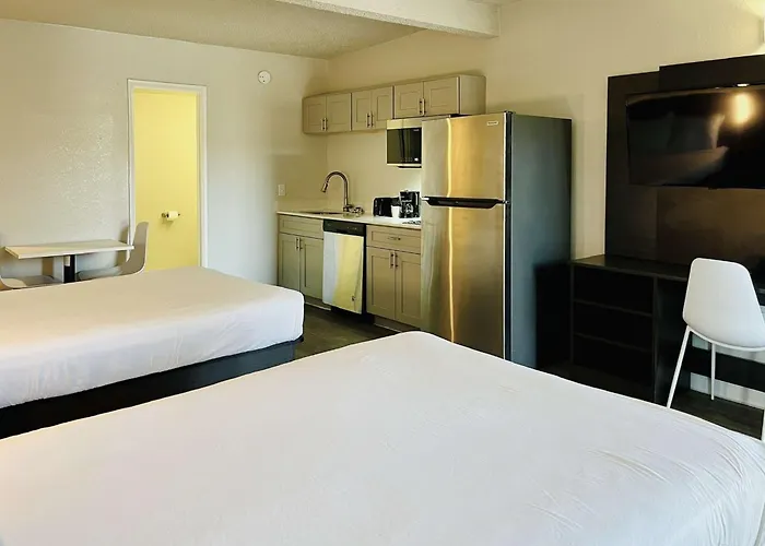 6 Sierra Vista, Az Huachuca Hotel