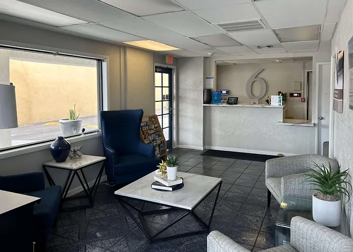 6 Sierra Vista, Az Huachuca Hotel 3*