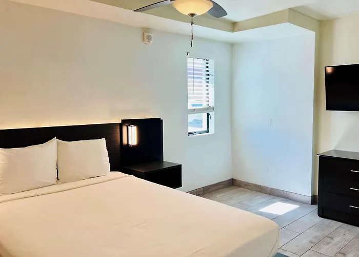 6 Sierra Vista, Az Huachuca Hotel 3*